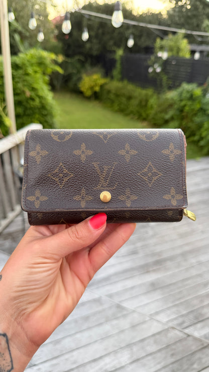 Louis Vuitton Porte-Monnaie Tresor Wallet