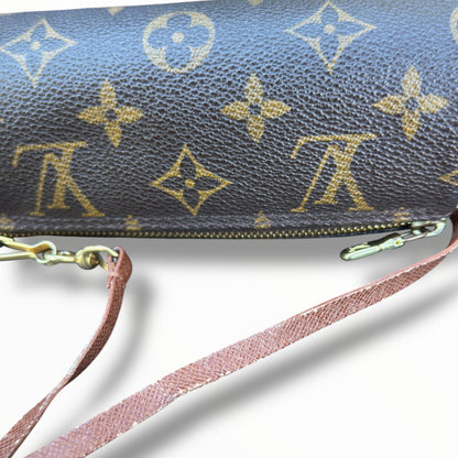 Louis Vuitton Mini Papillon Pouch