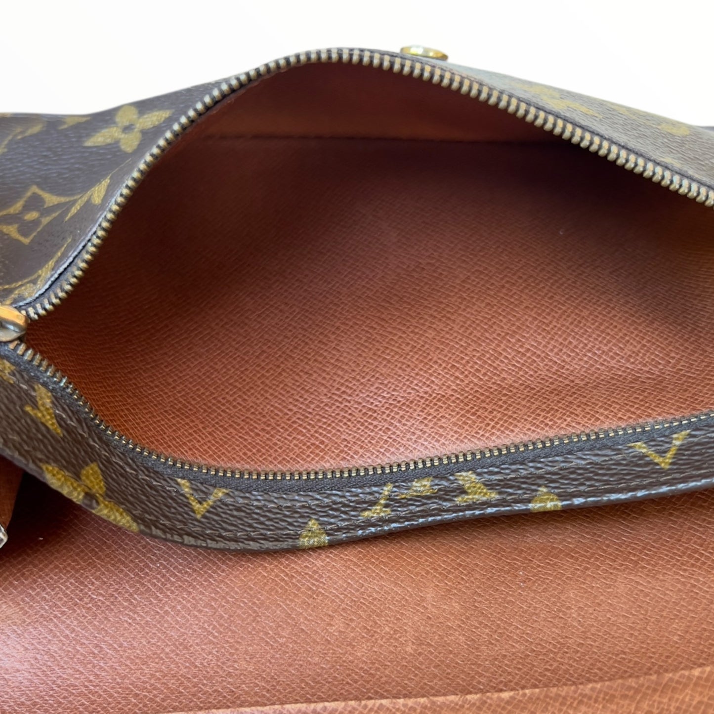 Louis Vuitton Pochette Rabat 20 Wallet