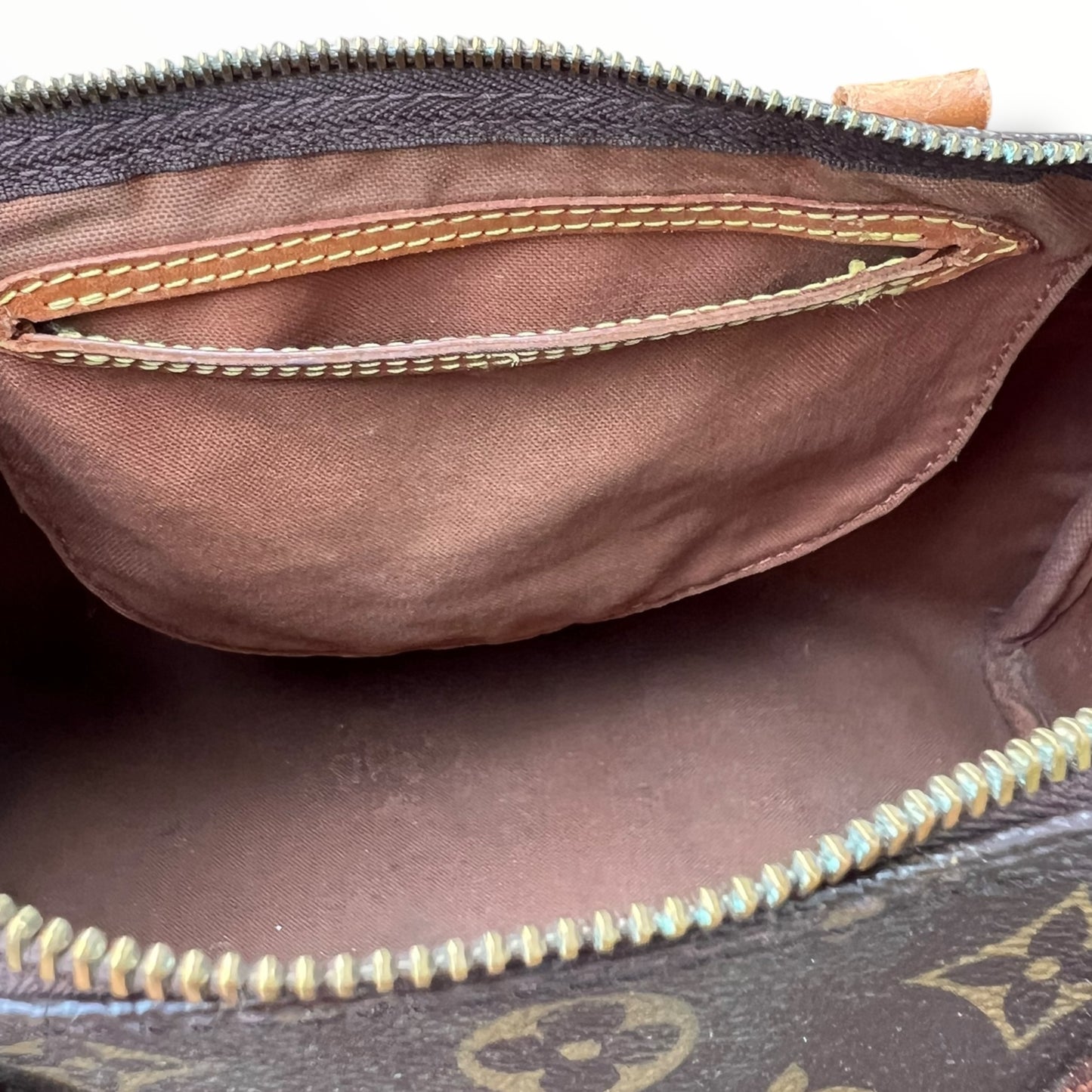 Louis Vuitton Speedy 30 Handbag