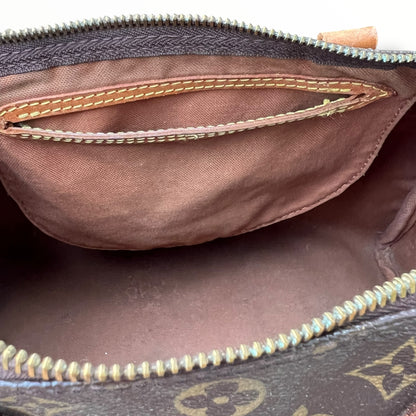 Louis Vuitton Speedy 30 Handbag