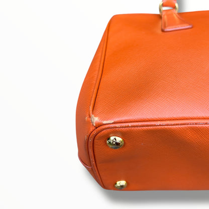 Prada Saffiano Medium Galleria Bag