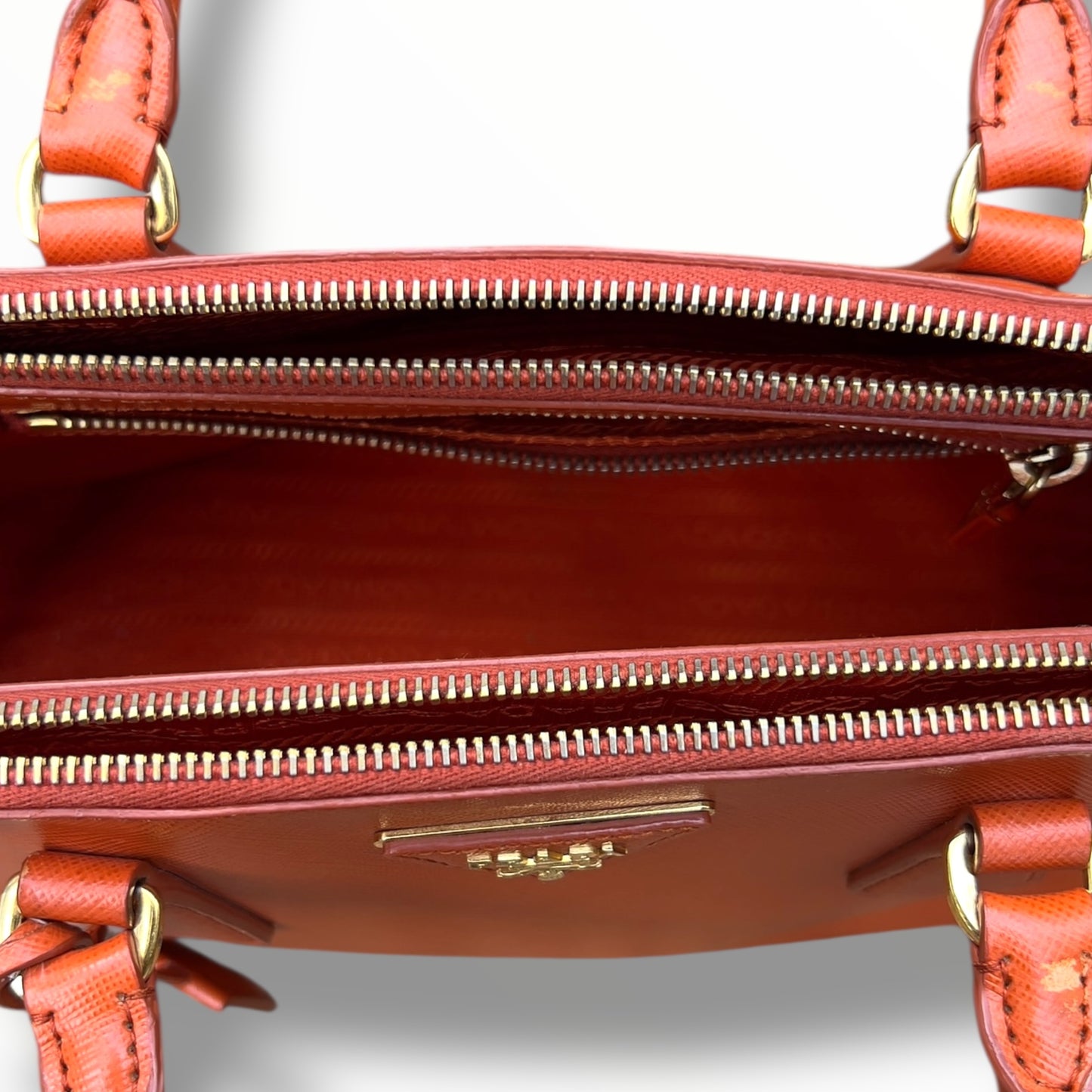 Prada Saffiano Medium Galleria Bag