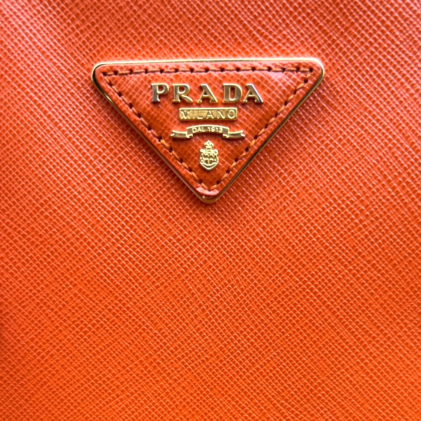 Prada Saffiano Medium Galleria Bag